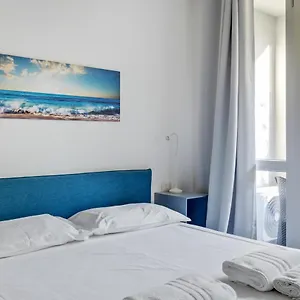 Loft Moderno Sui Navigli , Milan Italie